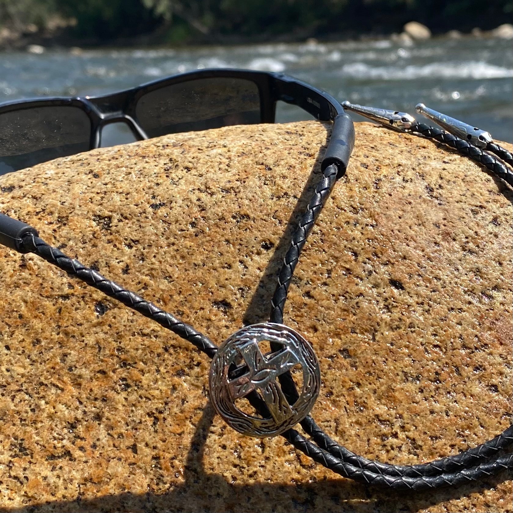 Burt Brolos Cross Brolo Eyewear Retainers | Burt Brolos