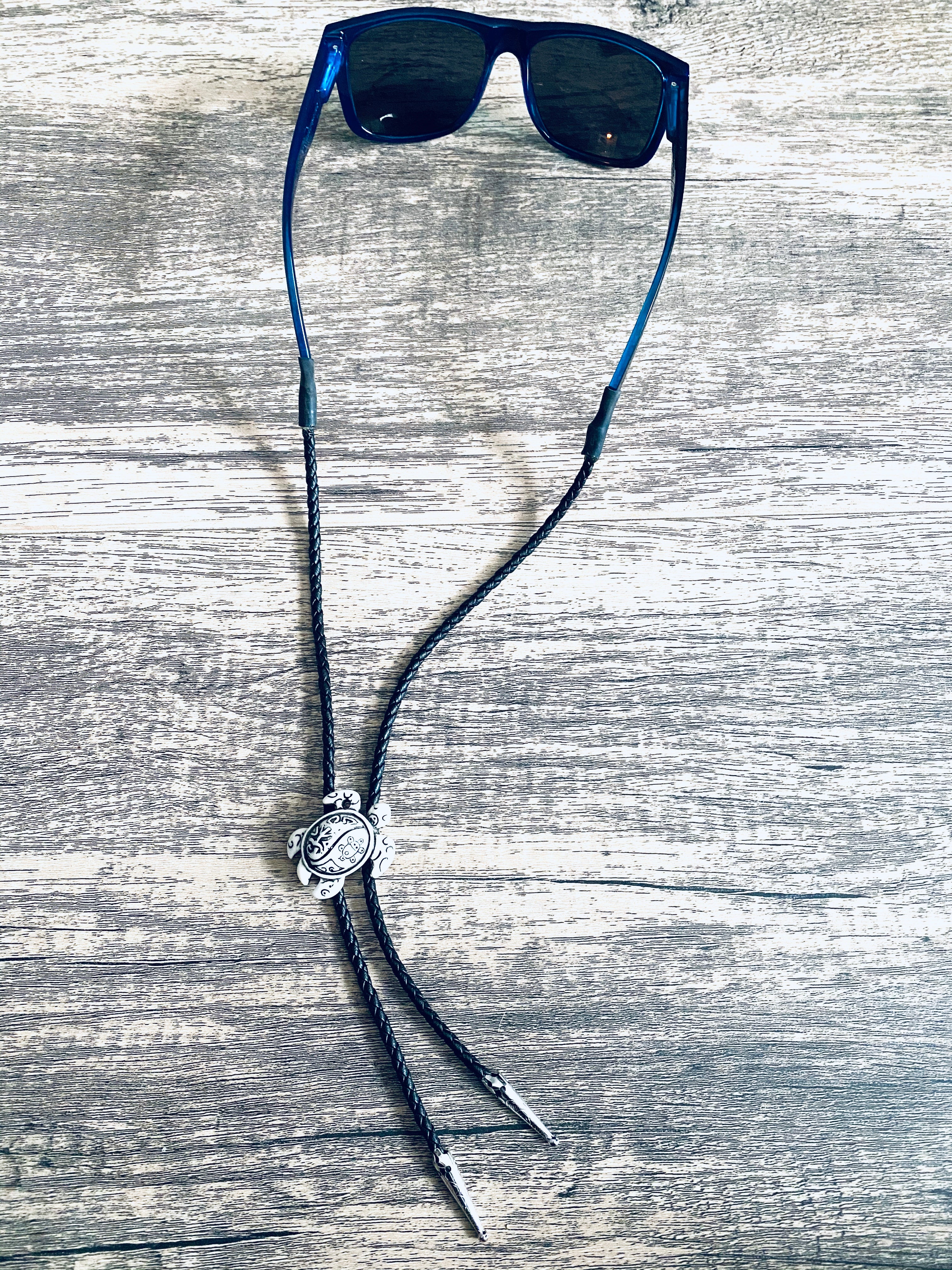 Burt Brolos Turtle Wins the Race Brolo Reversible Glasses Cord | Burt Brolos