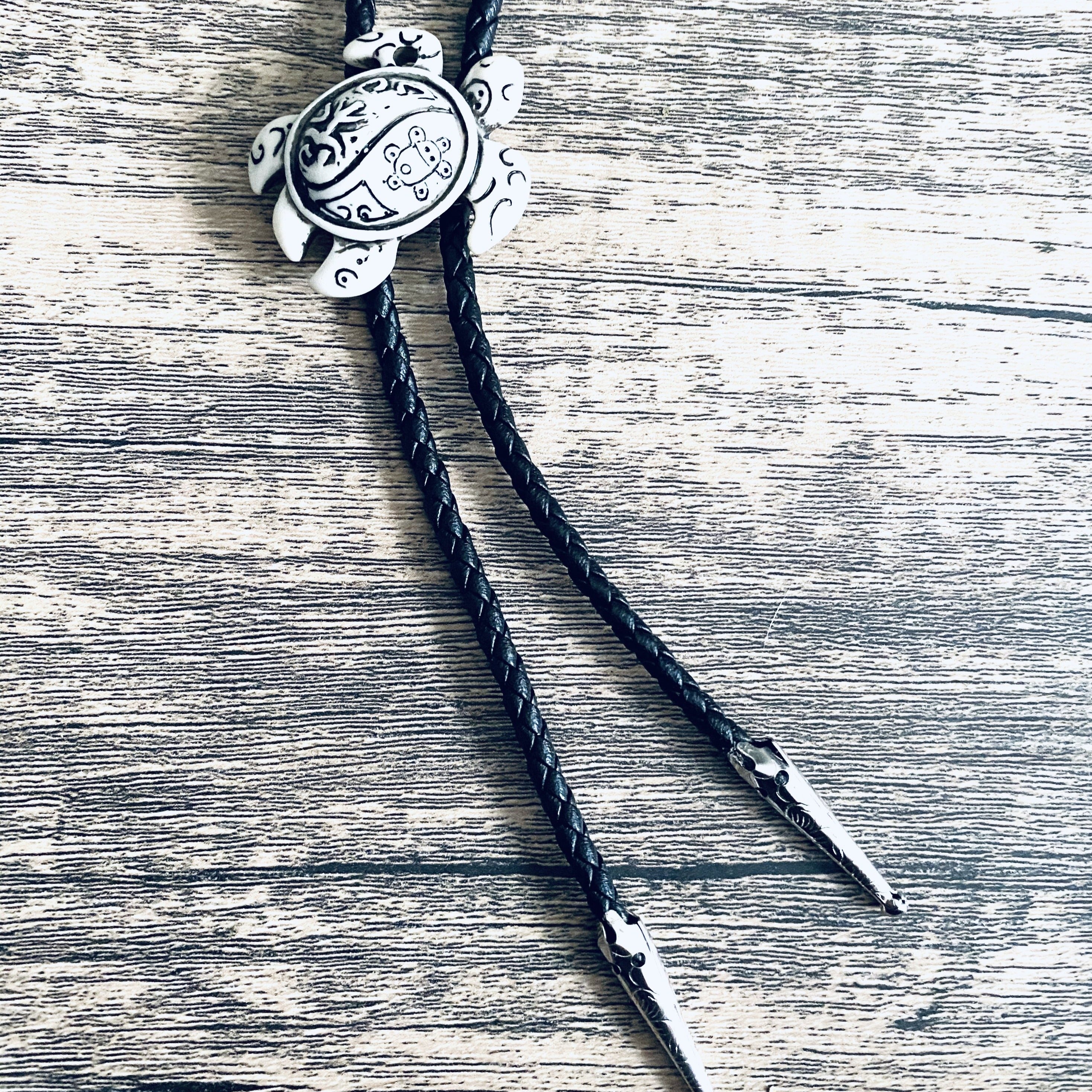 Burt Brolos Turtle Wins the Race Brolo Reversible Glasses Cord | Burt Brolos